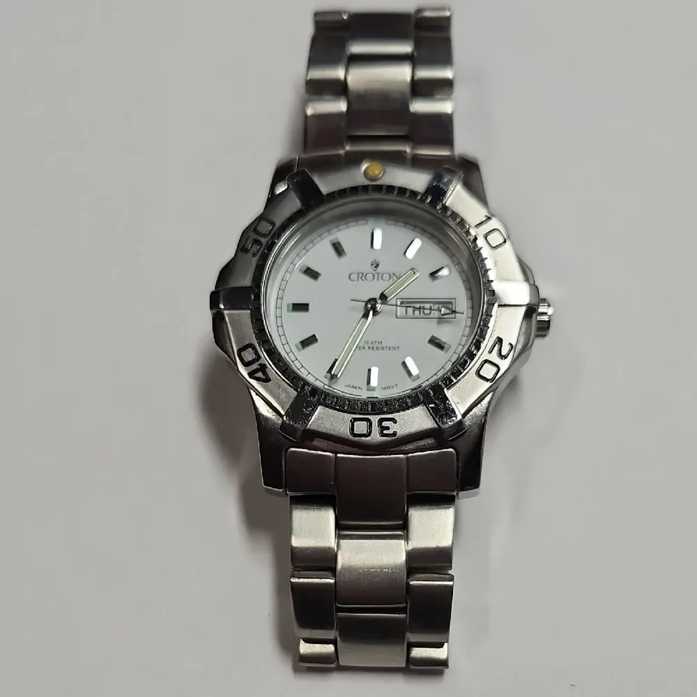 Croton Silver Stainless Steel Men’s Watch with White Dial Croton CA301051